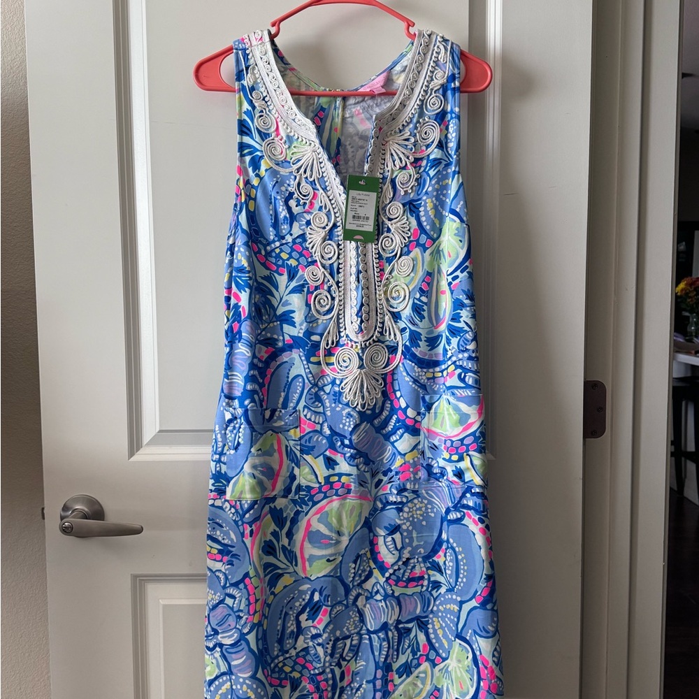 Lily Pulitzer Vibrant Sleeveless Dress with Intricate Neckline